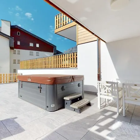 Relaxing Escape - With Jacuzzi *