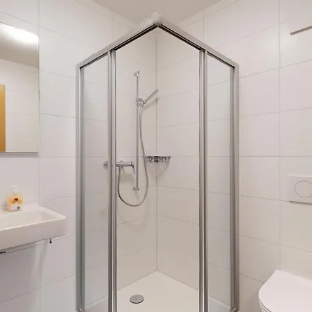 Apartment Relaxing Escape - With Jacuzzi