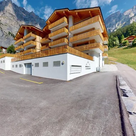 Relaxing Escape - With Jacuzzi Apartment *