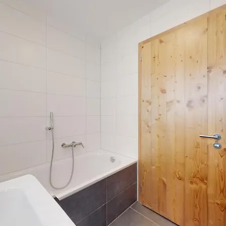 Relaxing Escape - With Jacuzzi Apartman *